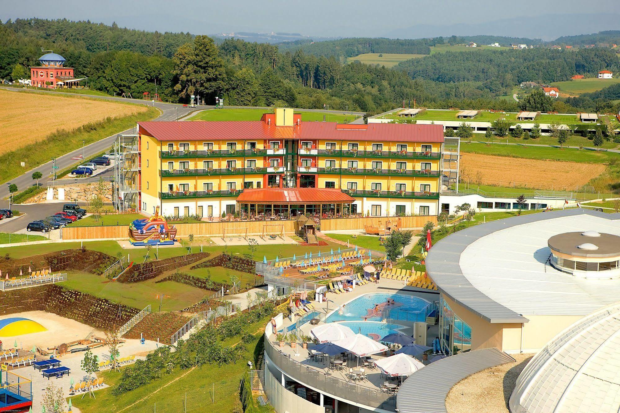Thermenhotel Puchasplus Stegersbach Eksteriør bilde